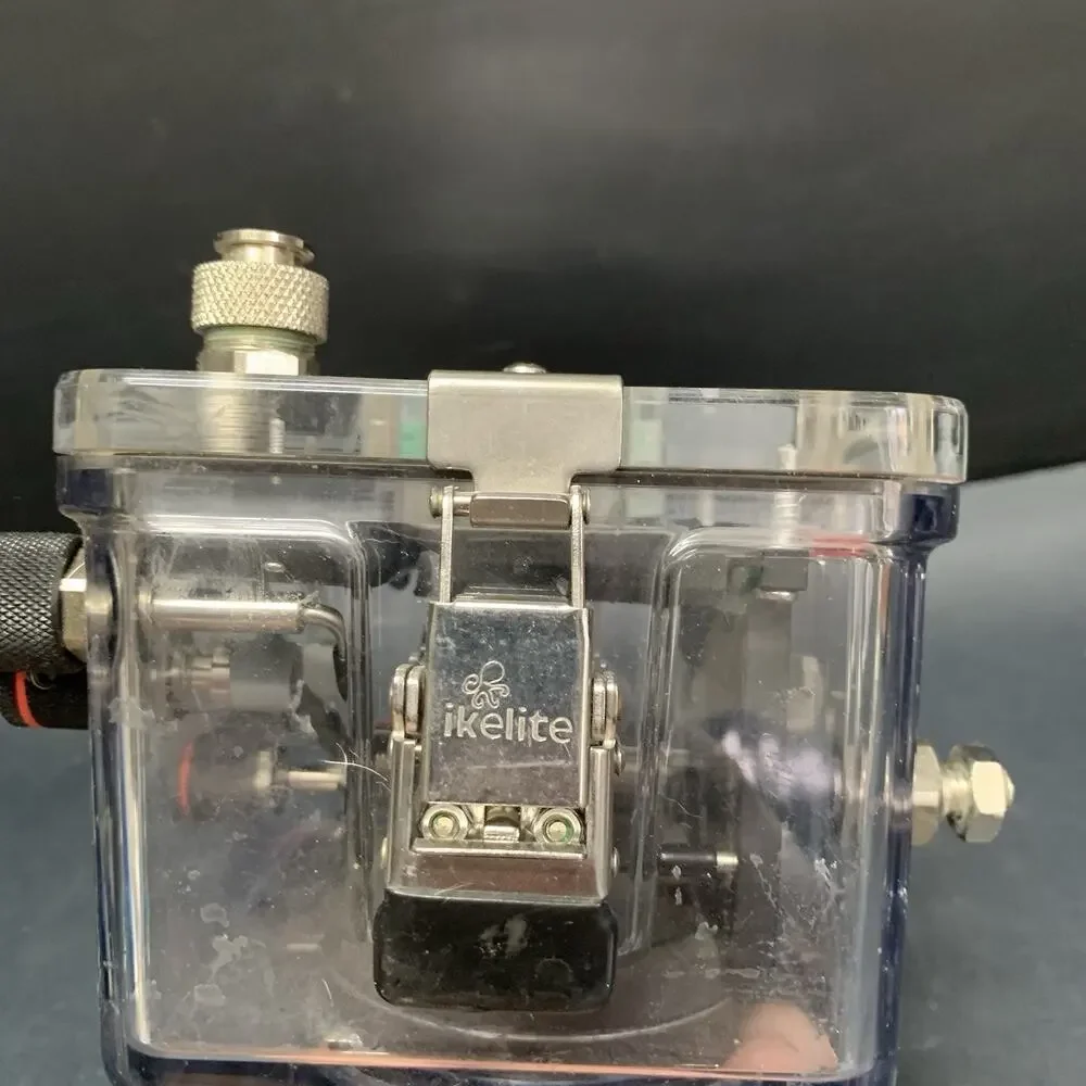Ikelite Underwater Camera Housing Digital Scuba 1.9.349 Clear Plastic Untested